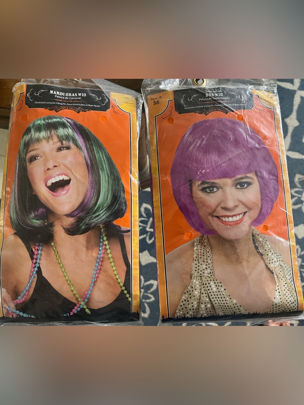 Mardi Gras & Bob Women’s Costume Wigs - Green/Purple and Purple
2 wigs